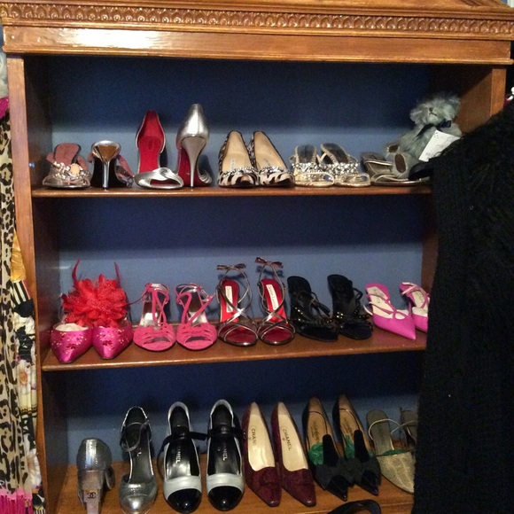 Selling my Chanel, YSL, Dolce & Gabbana shoes - Picture 1 of 8